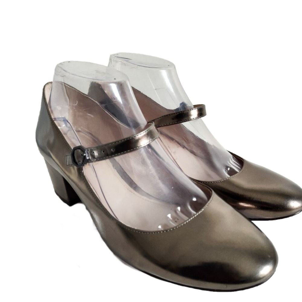Louise et Cie Mary Jane 2” Heels Gold with Classic Design Size 5.5 - Picture 8 of 11